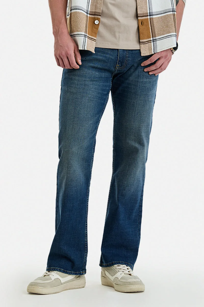 سنيتش Bootcut Stretch Washed Jeans